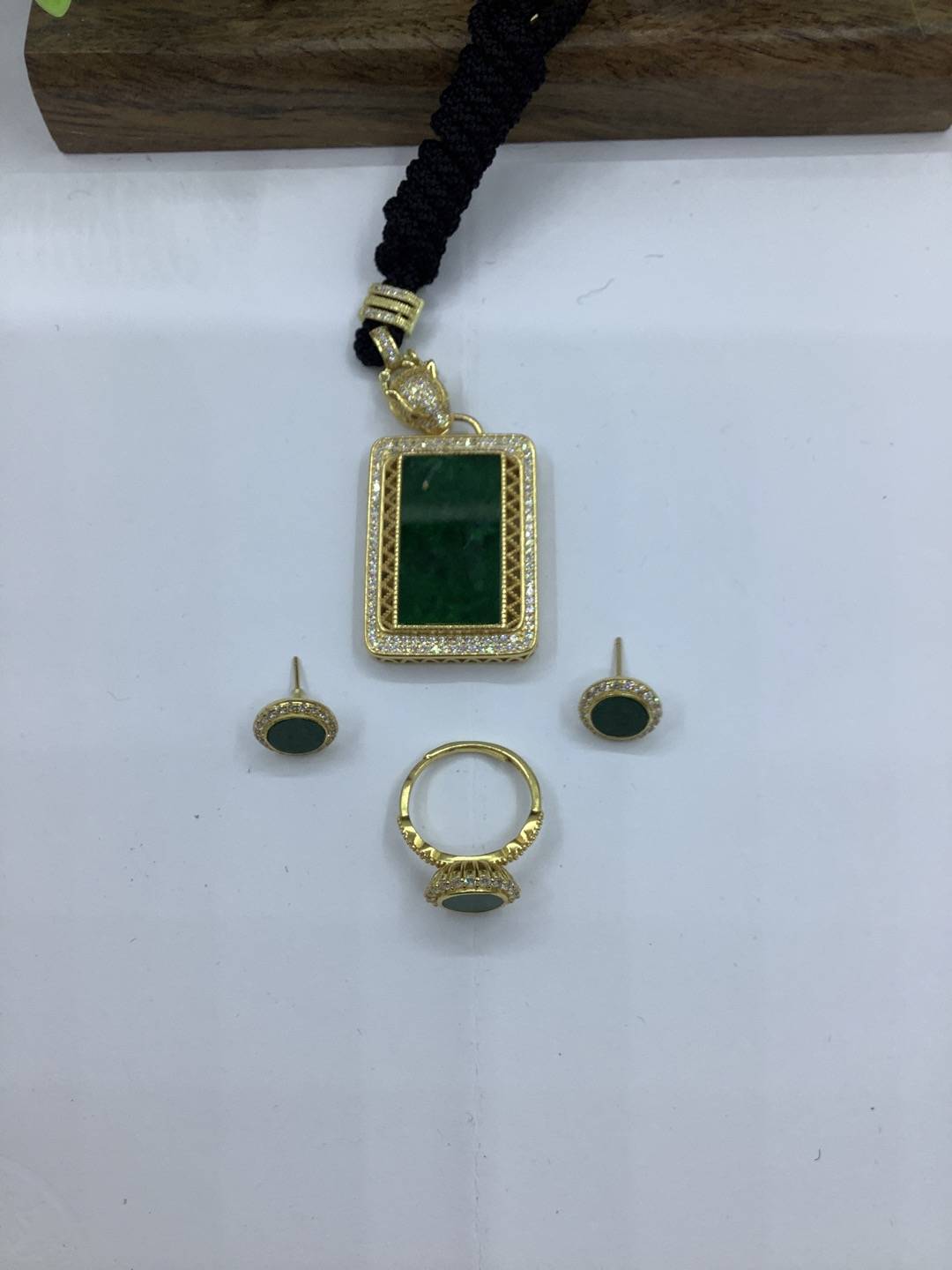 珠光宝气