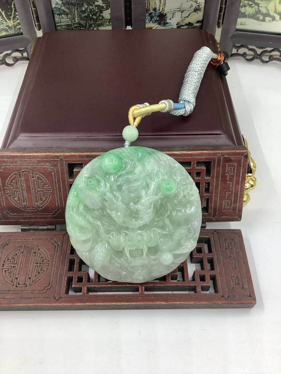 龙霸天下