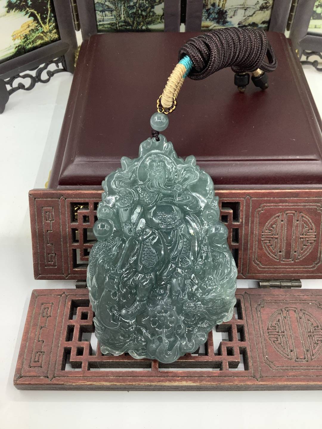 义薄云天