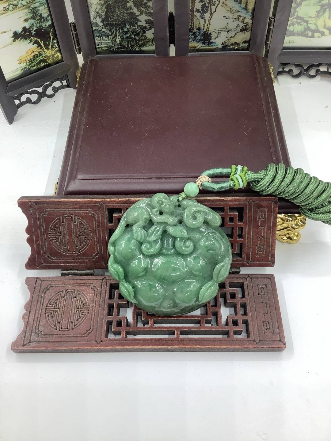 灵猴献瑞