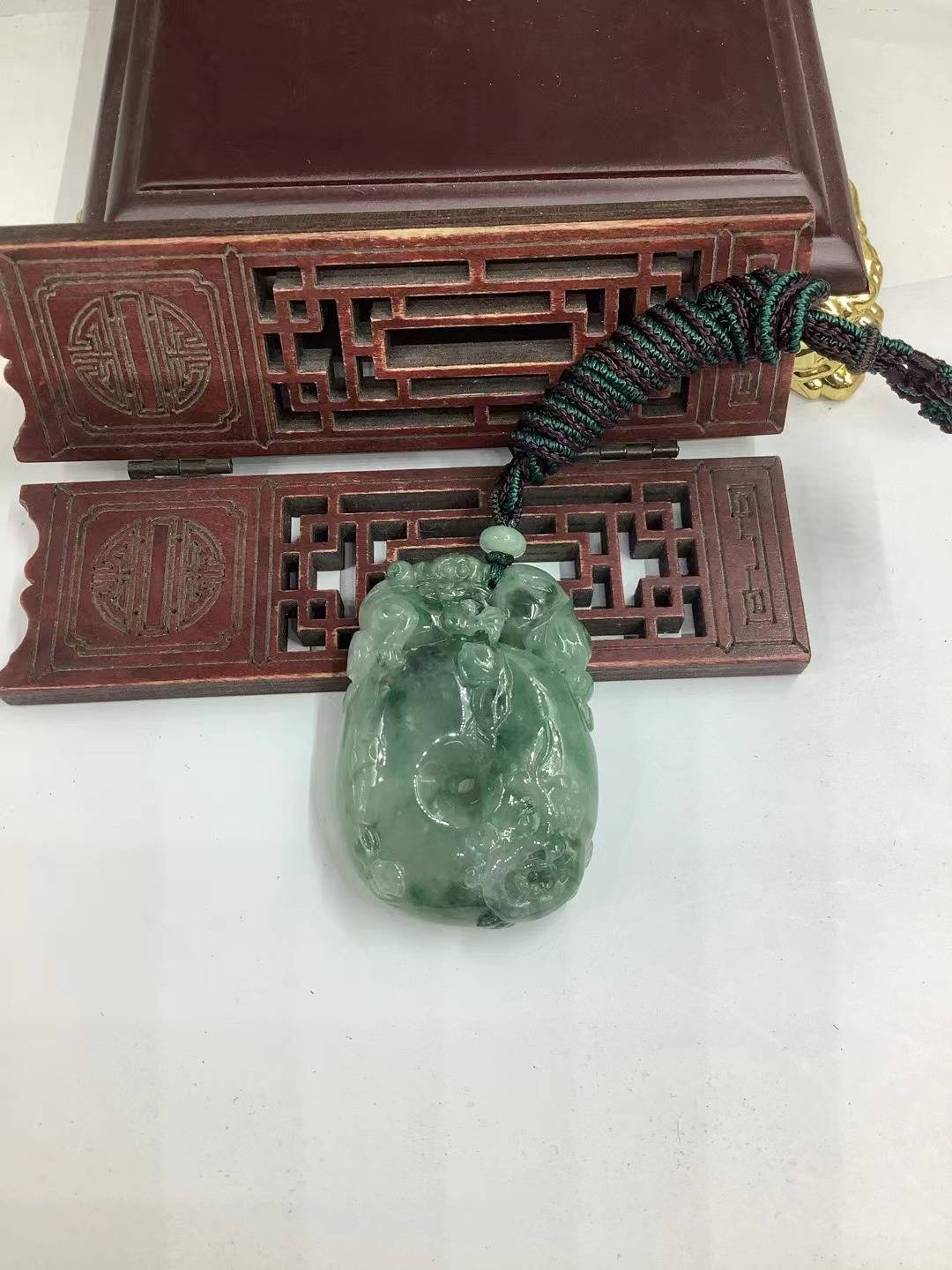 灵猴献寿