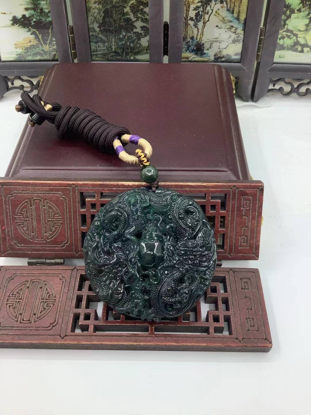 双龙护主