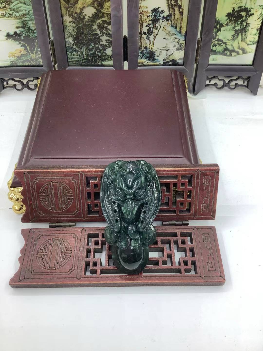 灵兽纳福