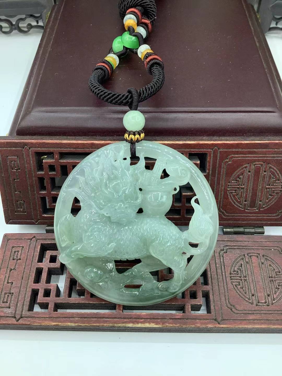麒麟献瑞