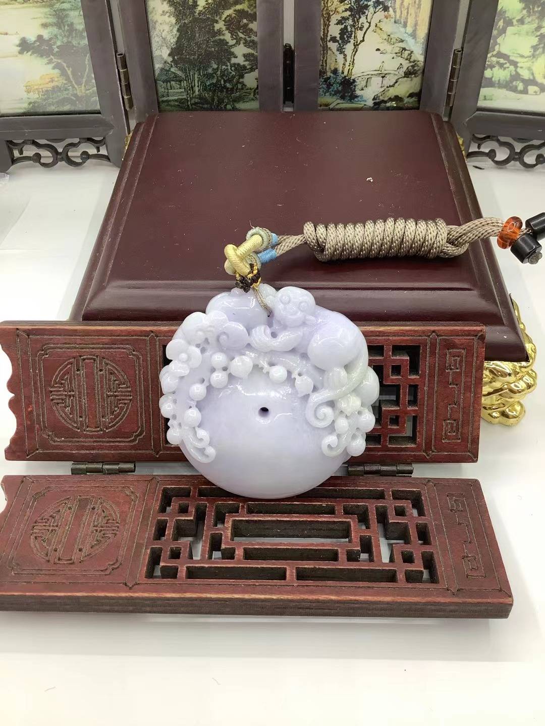 灵猴献瑞