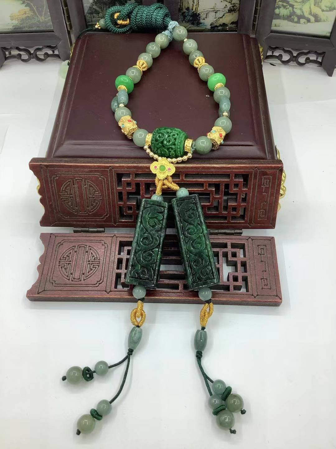 仿古牌