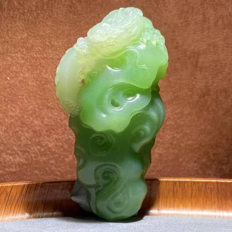 龙行天下