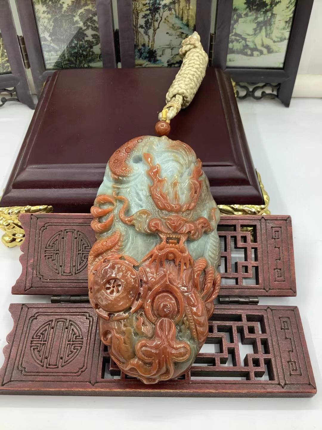 神龙护主