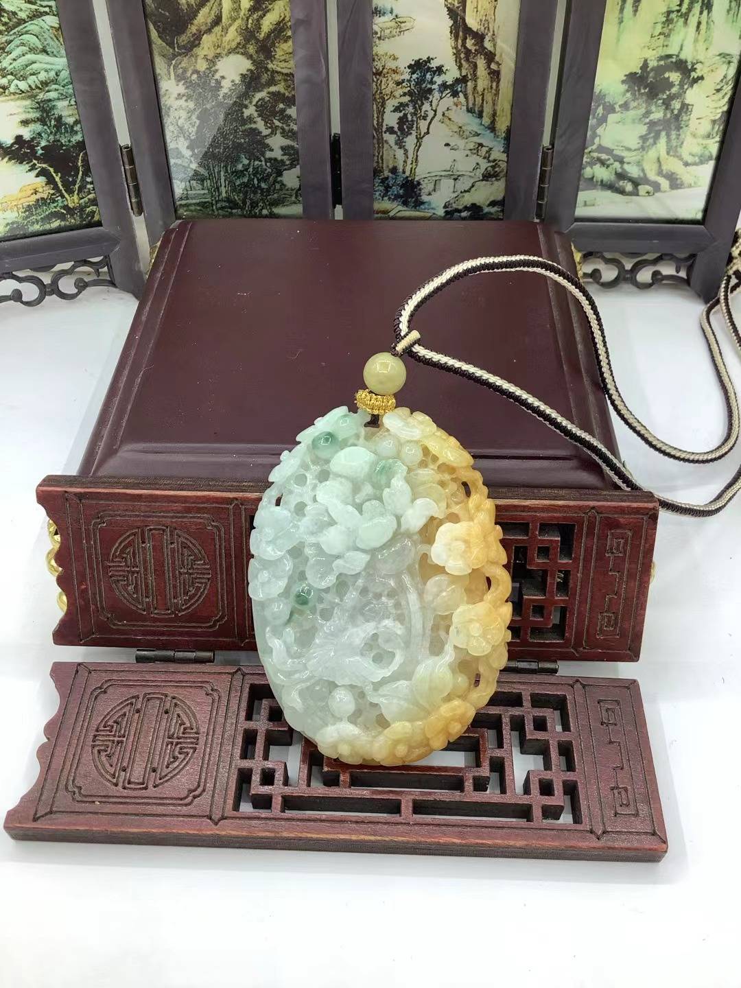 喜上眉梢
