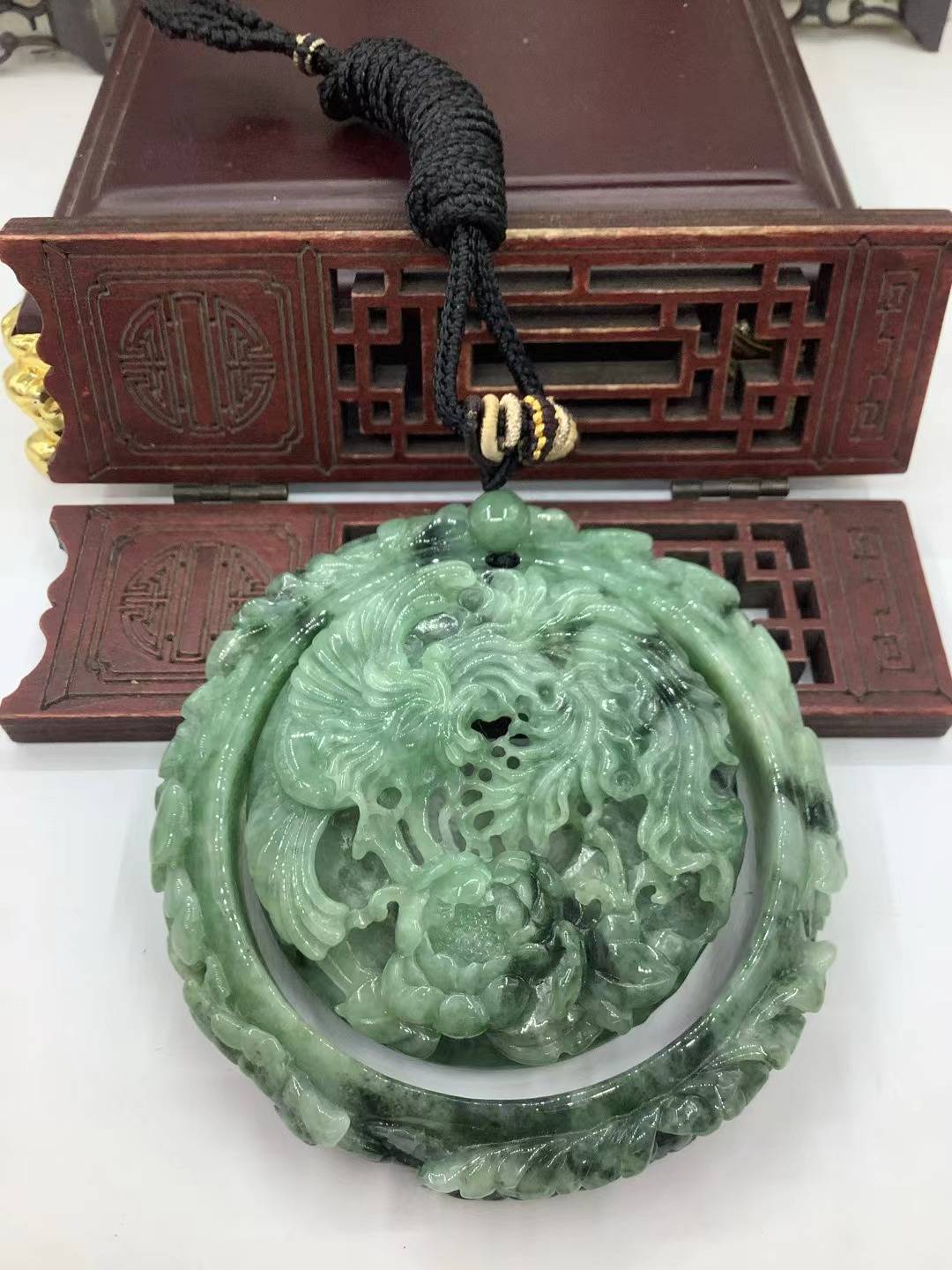 凤戏牡丹