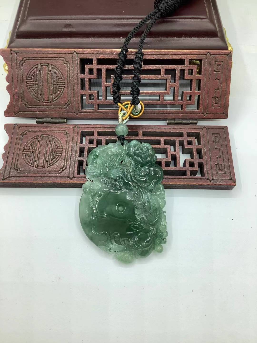 凤戏牡丹