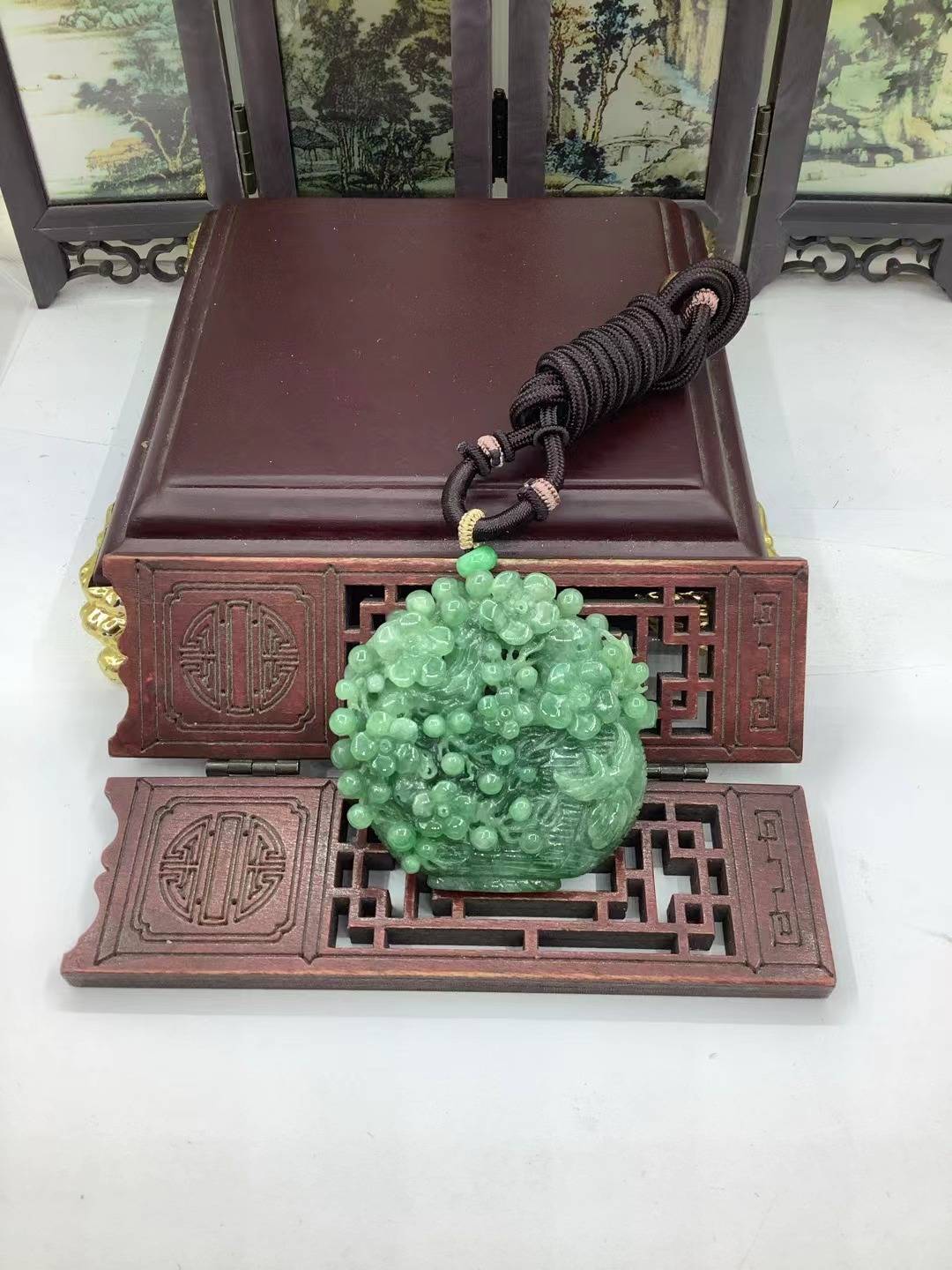 喜上眉梢