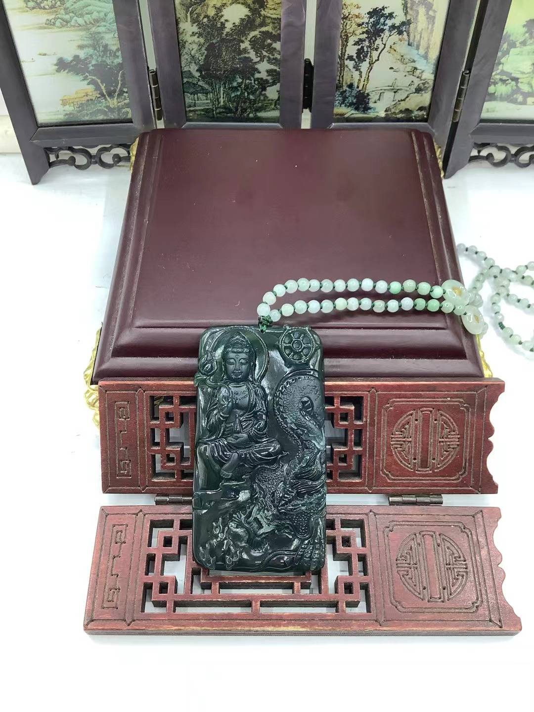 神龙护主
