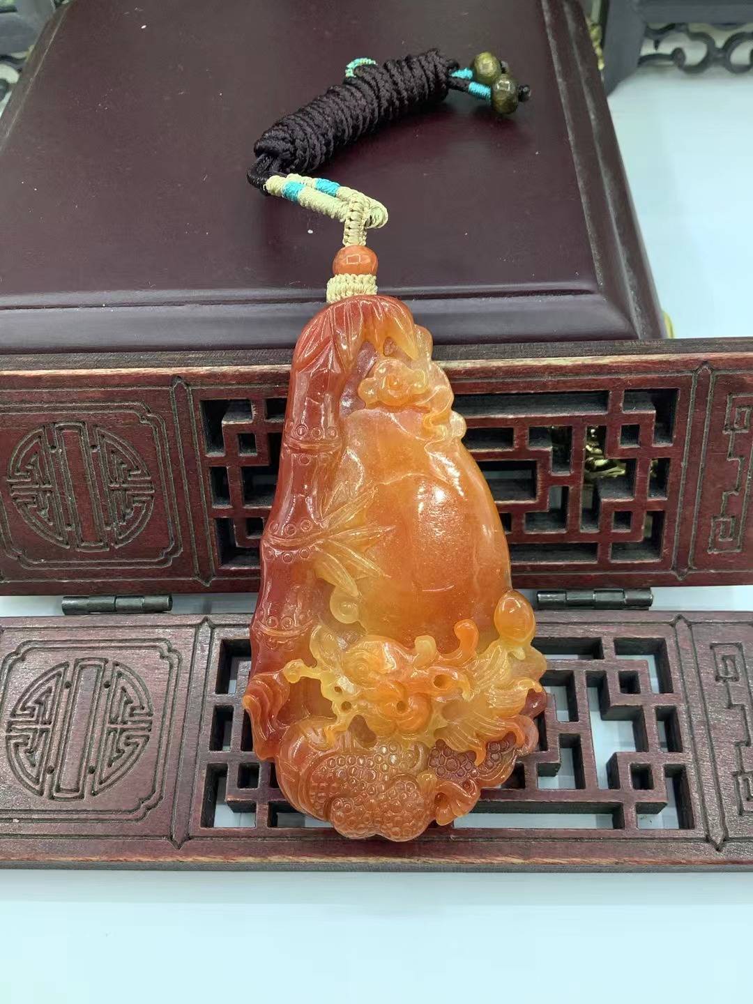 龙行天下