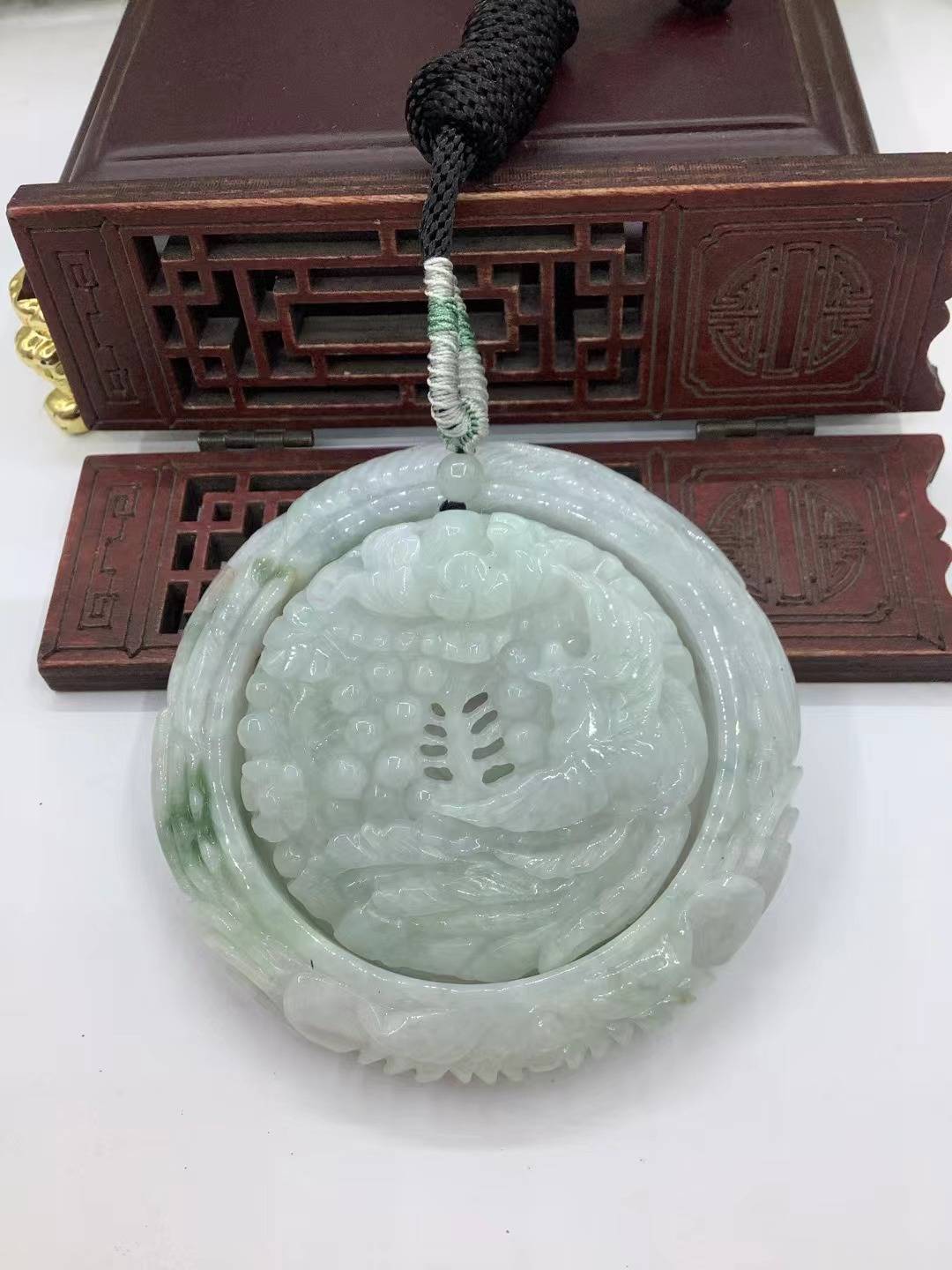 凤戏牡丹