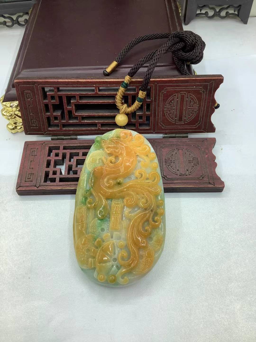 仿古龙