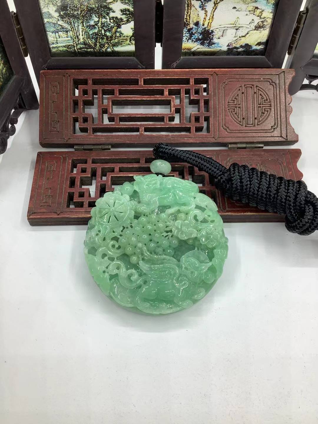 灵兽纳福