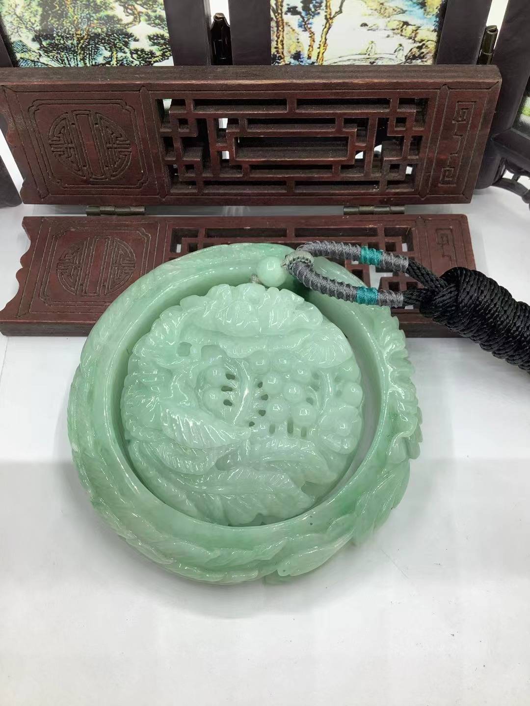凤戏牡丹