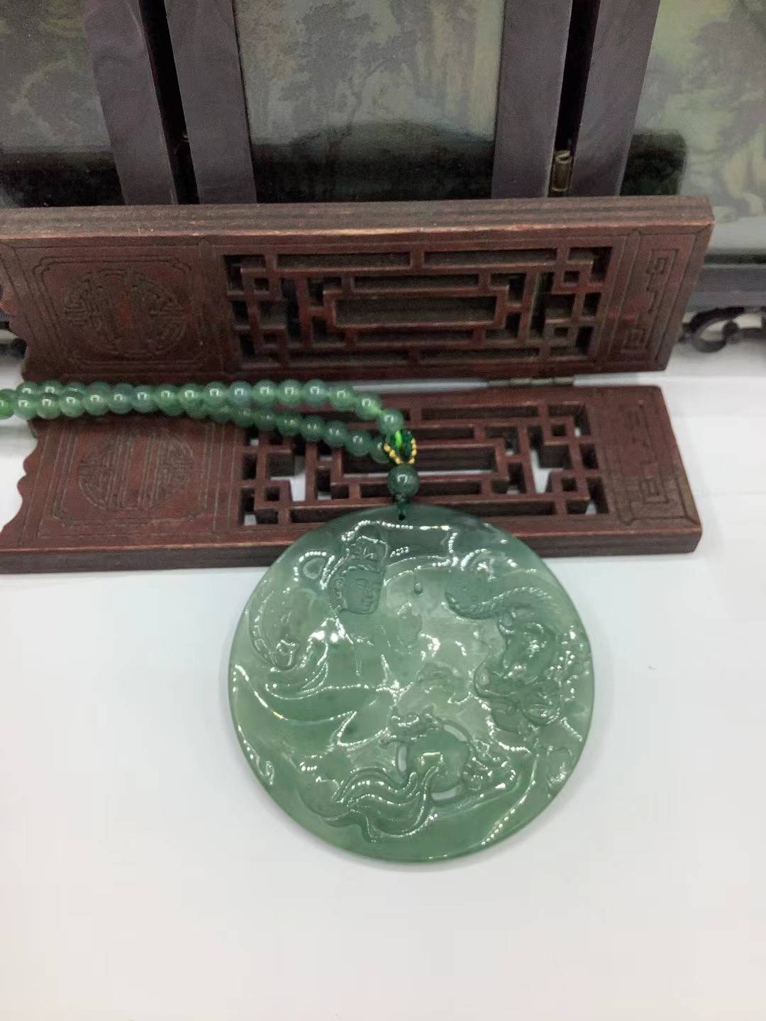 神龙护主