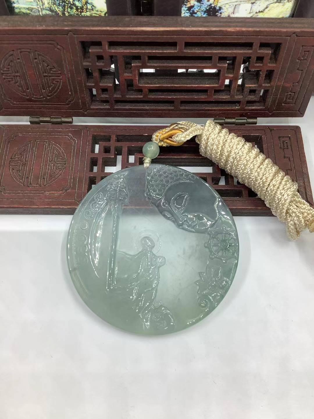 佛观天下
